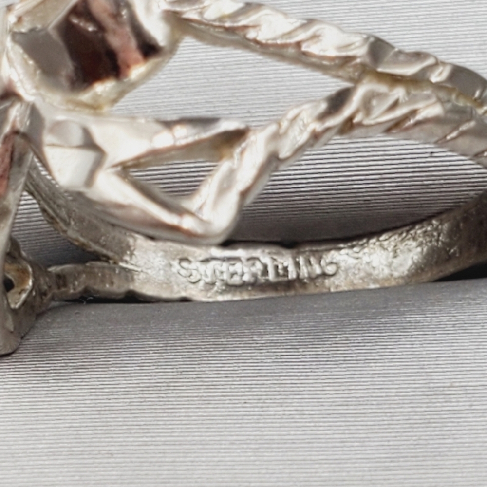 Silver Bow Ring - Picture 4 of 7
